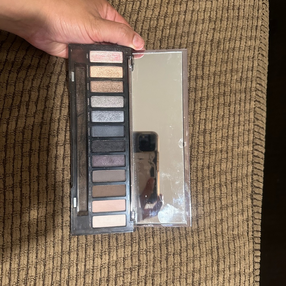 Neutral Eyeshadow Palette